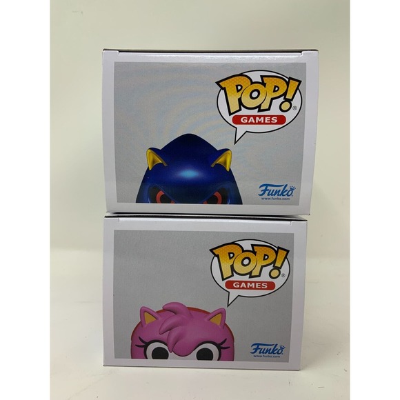 Sonic the Hedgehog Amy #915 & Metal Sonic #916 Funko Pop! Set of 2 w/ Protectors - Picture 5 of 6